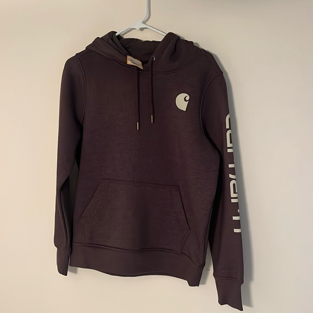 Women’s Carhartt hooded sweatshirt. NWT.Size small (4-6)relaxed fit. Plum purple